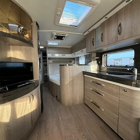 Przyczepa 2022 Molo Surf Дом отдыха *