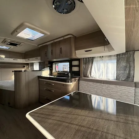 Дом отдыха Przyczepa 2022 Molo Surf