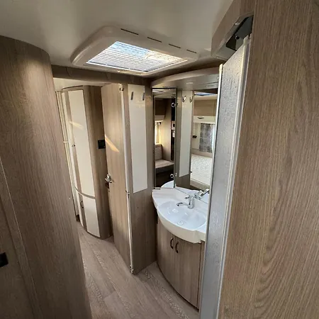 Дом отдыха Przyczepa 2022 Molo Surf *